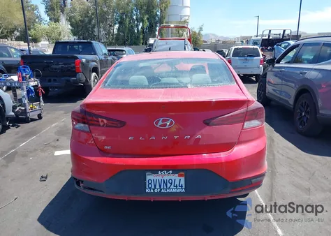 2020 Hyundai Elantra Se z USA, uszkodzony, nr VIN 5NPD74LF3LH606856